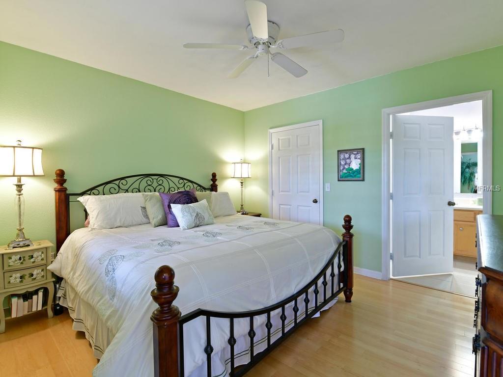 1120 VILLAGIO CIRCLE, SARASOTA, Florida 34237, 2 Bedrooms Bedrooms, 4 Rooms Rooms,2 BathroomsBathrooms,Residential,For sale,VILLAGIO,A4208121