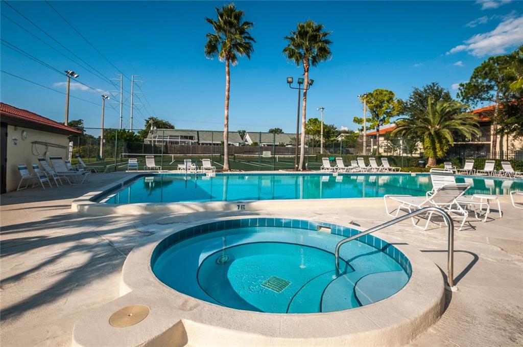 1203 HAMMOCK PINE BOULEVARD, CLEARWATER, Florida 33761, 1 Bedroom Bedrooms, 3 Rooms Rooms,1 BathroomBathrooms,Residential,For sale,HAMMOCK PINE,U7847507