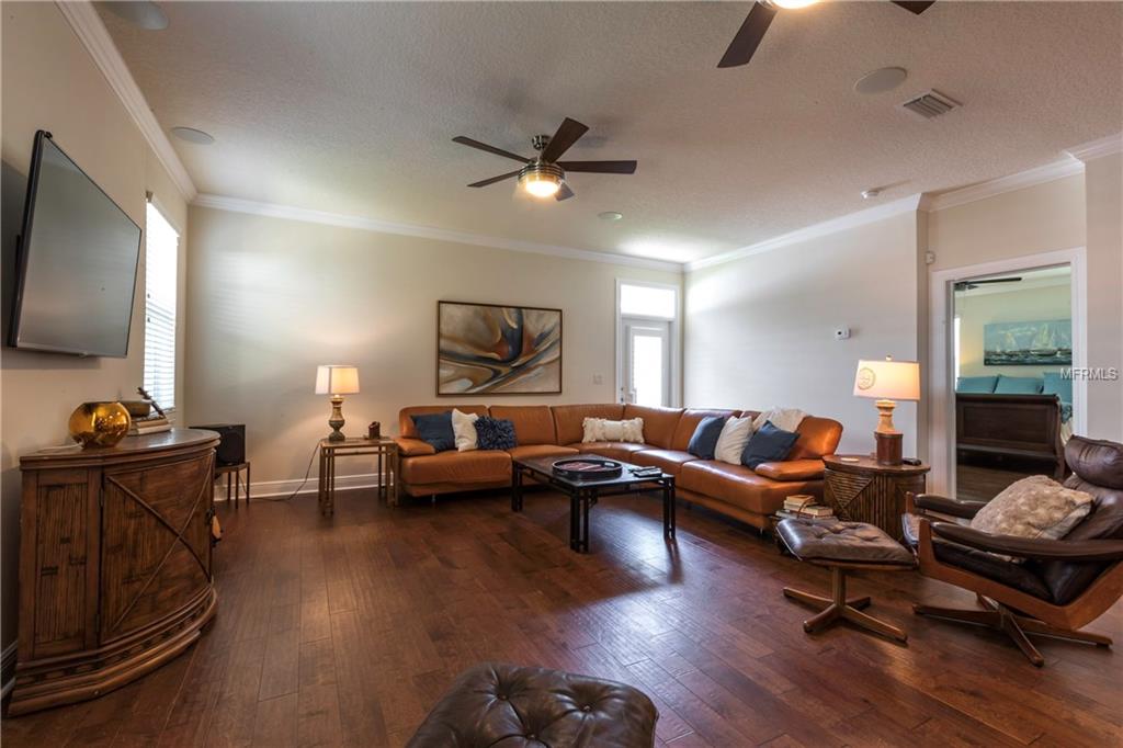 916 OAK STONE DRIVE, TAMPA, Florida 33613, 3 Bedrooms Bedrooms, 11 Rooms Rooms,2 BathroomsBathrooms,Residential,For sale,OAK STONE,T2903551