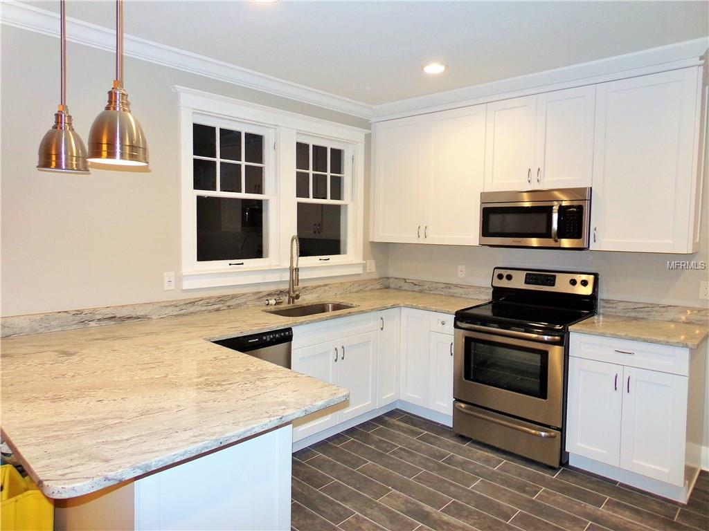 5611 BAYSHORE BOULEVARD, TAMPA, Florida 33611, 3 Bedrooms Bedrooms, 7 Rooms Rooms,2 BathroomsBathrooms,Residential,For sale,BAYSHORE,T2908091