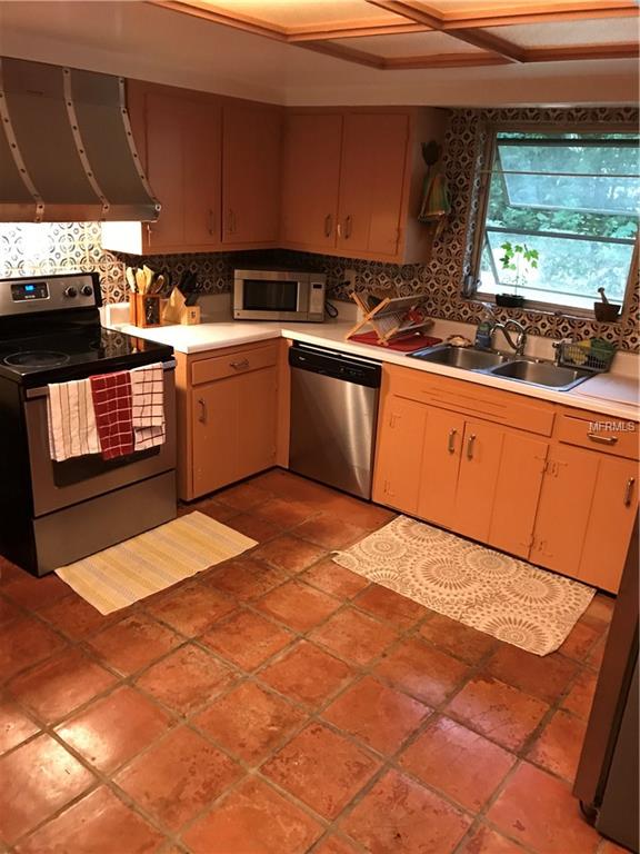 1020 WOODRUFF AVENUE, CLEARWATER, Florida 33756, 4 Bedrooms Bedrooms, 3 Rooms Rooms,2 BathroomsBathrooms,Residential,For sale,WOODRUFF,U7838776