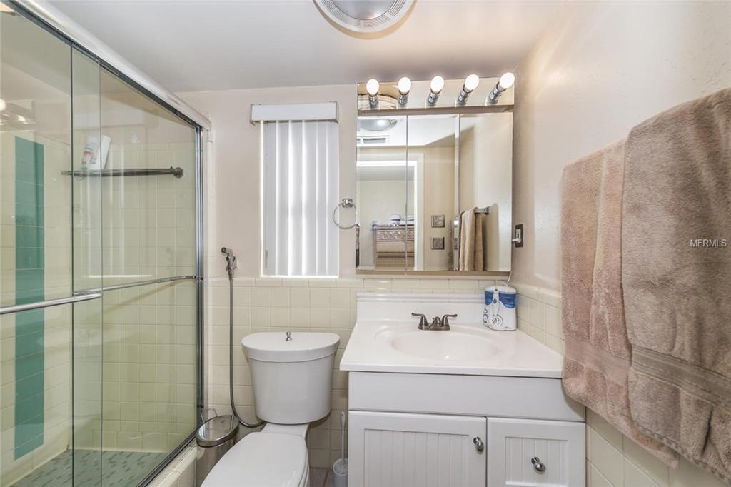 304 CRESTWOOD LANE, LARGO, Florida 33770, 4 Bedrooms Bedrooms, 6 Rooms Rooms,2 BathroomsBathrooms,Residential,For sale,CRESTWOOD,U7840163