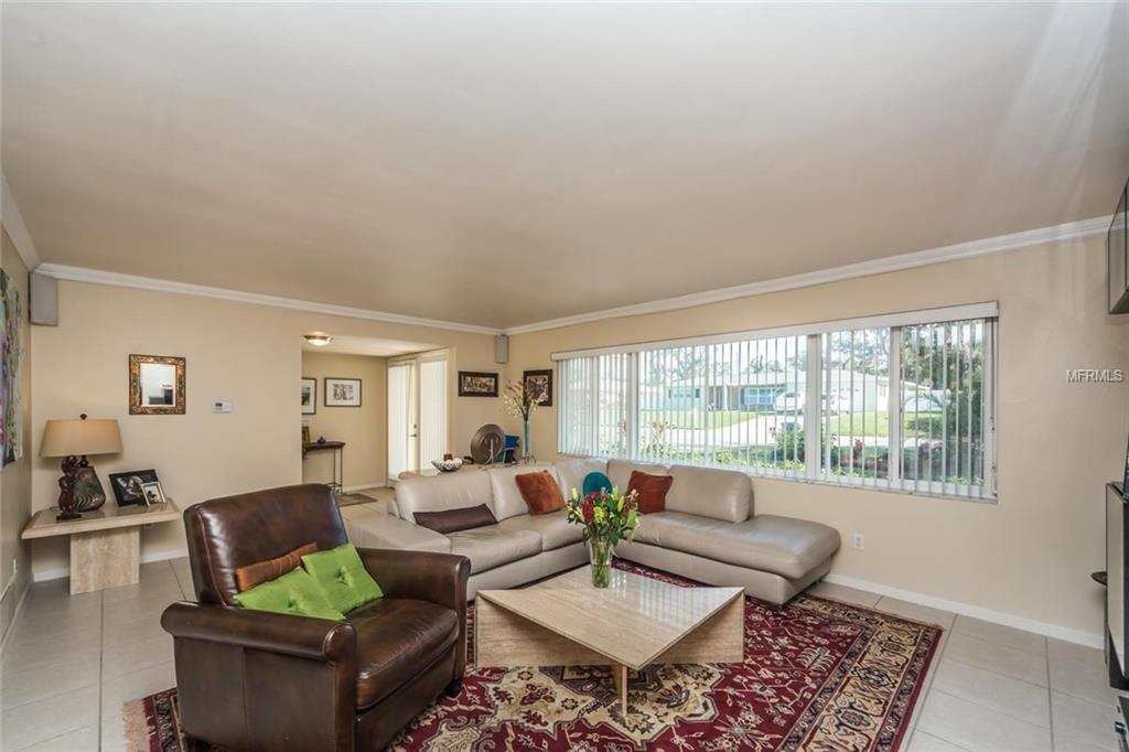 304 CRESTWOOD LANE, LARGO, Florida 33770, 4 Bedrooms Bedrooms, 6 Rooms Rooms,2 BathroomsBathrooms,Residential,For sale,CRESTWOOD,U7840163