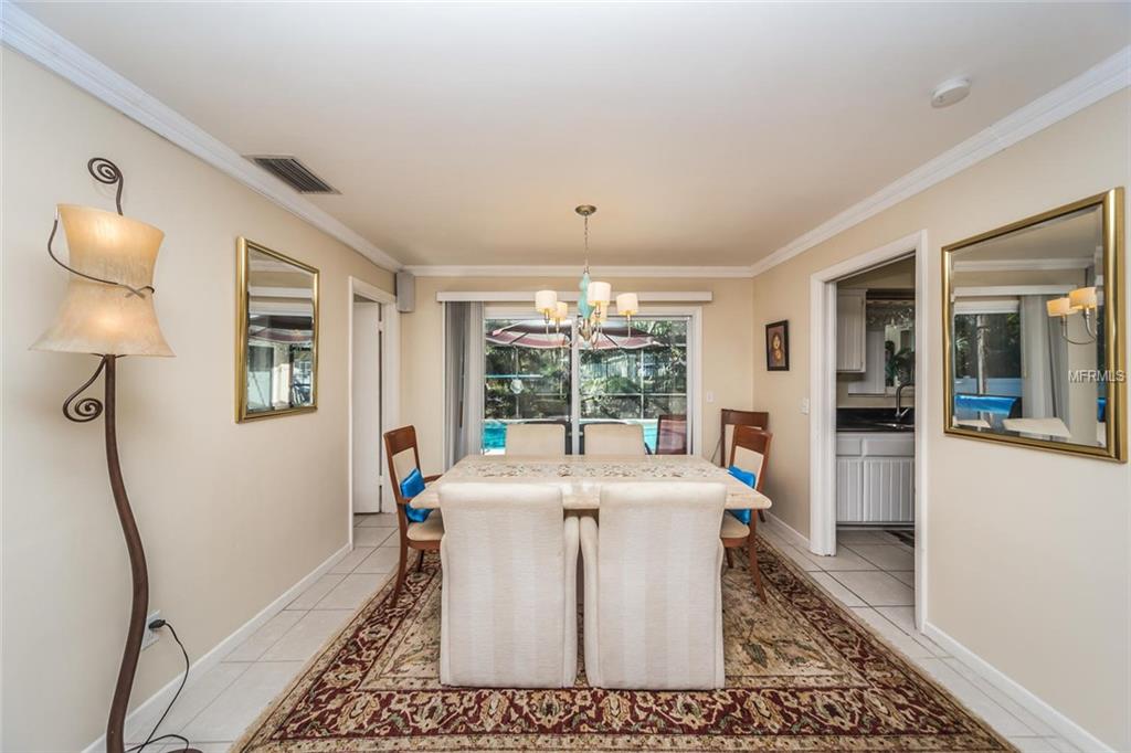 304 CRESTWOOD LANE, LARGO, Florida 33770, 4 Bedrooms Bedrooms, 6 Rooms Rooms,2 BathroomsBathrooms,Residential,For sale,CRESTWOOD,U7840163