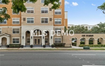 204 E SOUTH STREET, ORLANDO, Florida 32801, 1 Bedroom Bedrooms, 3 Rooms Rooms,1 BathroomBathrooms,Residential,For sale,SOUTH,O5551510