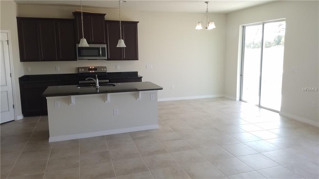 1012 GLAZEBROOK LOOP, ORANGE CITY, Florida 32763, 3 Bedrooms Bedrooms, 7 Rooms Rooms,2 BathroomsBathrooms,Residential,For sale,GLAZEBROOK,W7636629