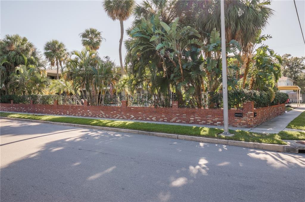 208 DANUBE AVENUE, TAMPA, Florida 33606, 2 Bedrooms Bedrooms, 4 Rooms Rooms,2 BathroomsBathrooms,Residential,For sale,DANUBE,T2923671