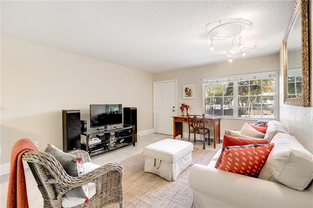 208 DANUBE AVENUE, TAMPA, Florida 33606, 2 Bedrooms Bedrooms, 4 Rooms Rooms,2 BathroomsBathrooms,Residential,For sale,DANUBE,T2923671