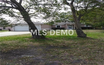 1325 17TH STREET, SAINT CLOUD, Florida 34769, 3 Bedrooms Bedrooms, 6 Rooms Rooms,2 BathroomsBathrooms,Residential,For sale,17TH,S4856401