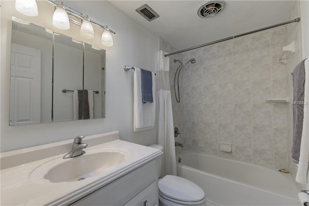 7708 W POCAHONTAS AVENUE, TAMPA, Florida 33615, 4 Bedrooms Bedrooms, 7 Rooms Rooms,2 BathroomsBathrooms,Residential,For sale,POCAHONTAS,U7846672