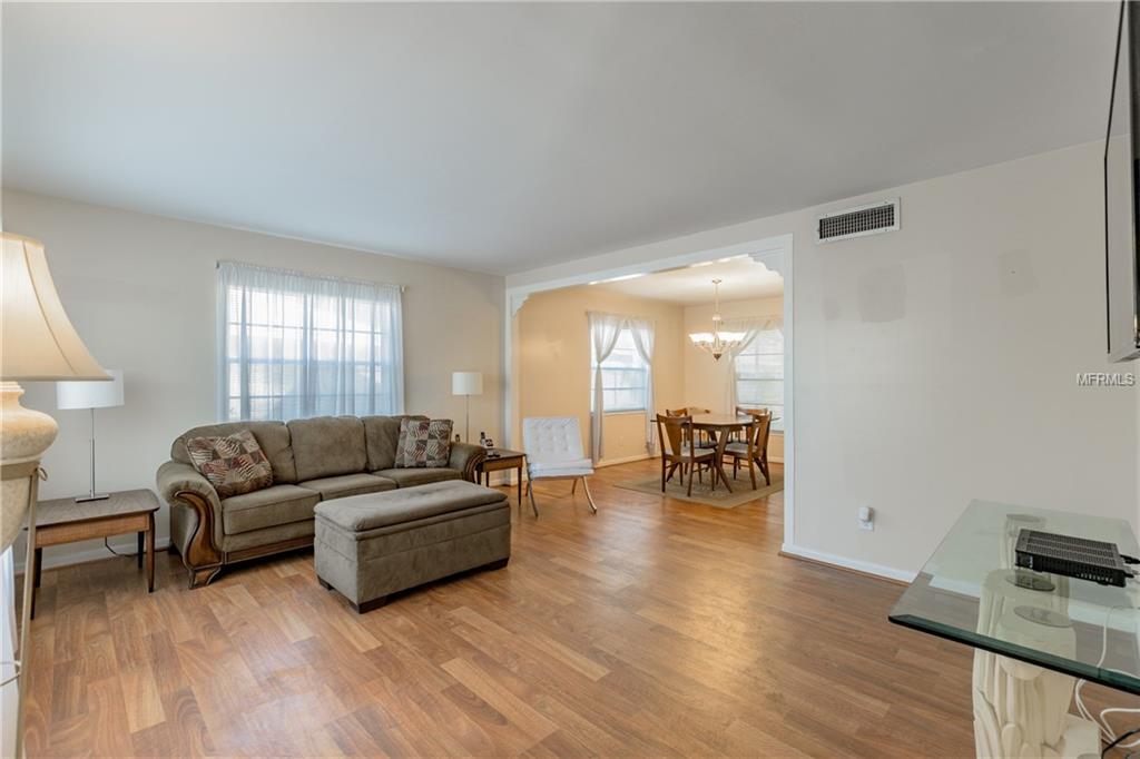 7708 W POCAHONTAS AVENUE, TAMPA, Florida 33615, 4 Bedrooms Bedrooms, 7 Rooms Rooms,2 BathroomsBathrooms,Residential,For sale,POCAHONTAS,U7846672