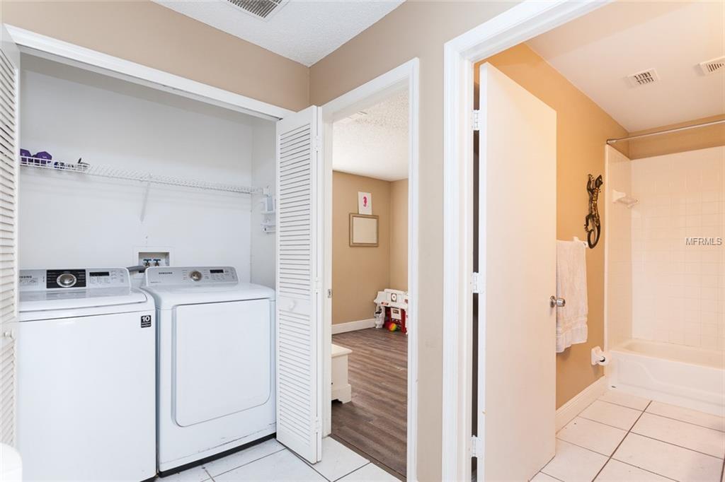 13229 GREENPOINTE DRIVE, ORLANDO, Florida 32824, 3 Bedrooms Bedrooms, 5 Rooms Rooms,2 BathroomsBathrooms,Residential,For sale,GREENPOINTE,O5561108