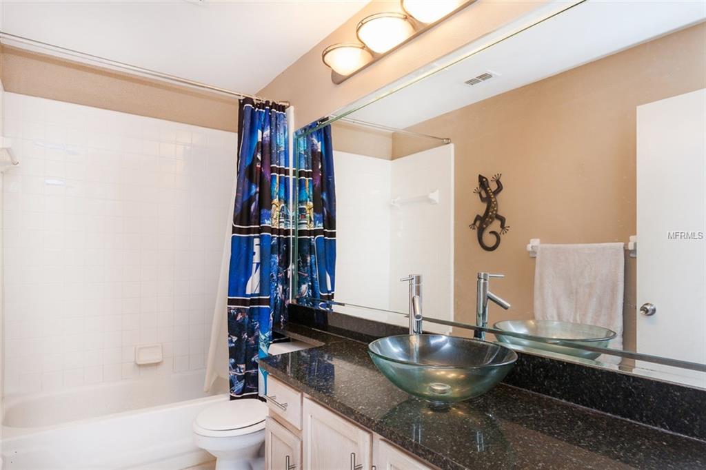 13229 GREENPOINTE DRIVE, ORLANDO, Florida 32824, 3 Bedrooms Bedrooms, 5 Rooms Rooms,2 BathroomsBathrooms,Residential,For sale,GREENPOINTE,O5561108