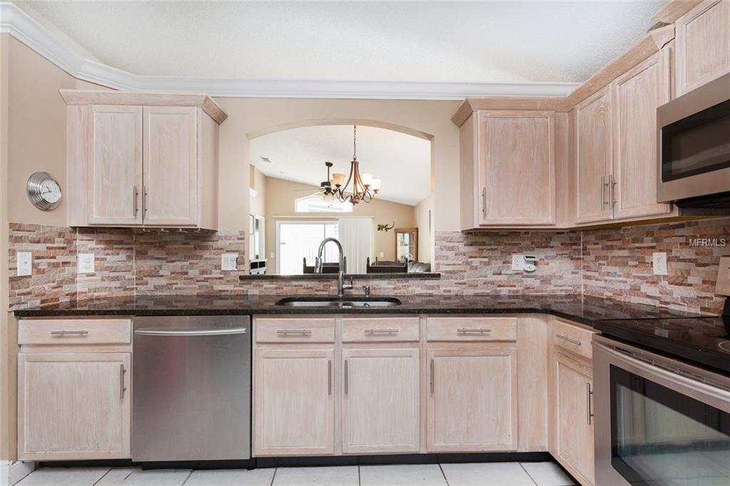 13229 GREENPOINTE DRIVE, ORLANDO, Florida 32824, 3 Bedrooms Bedrooms, 5 Rooms Rooms,2 BathroomsBathrooms,Residential,For sale,GREENPOINTE,O5561108