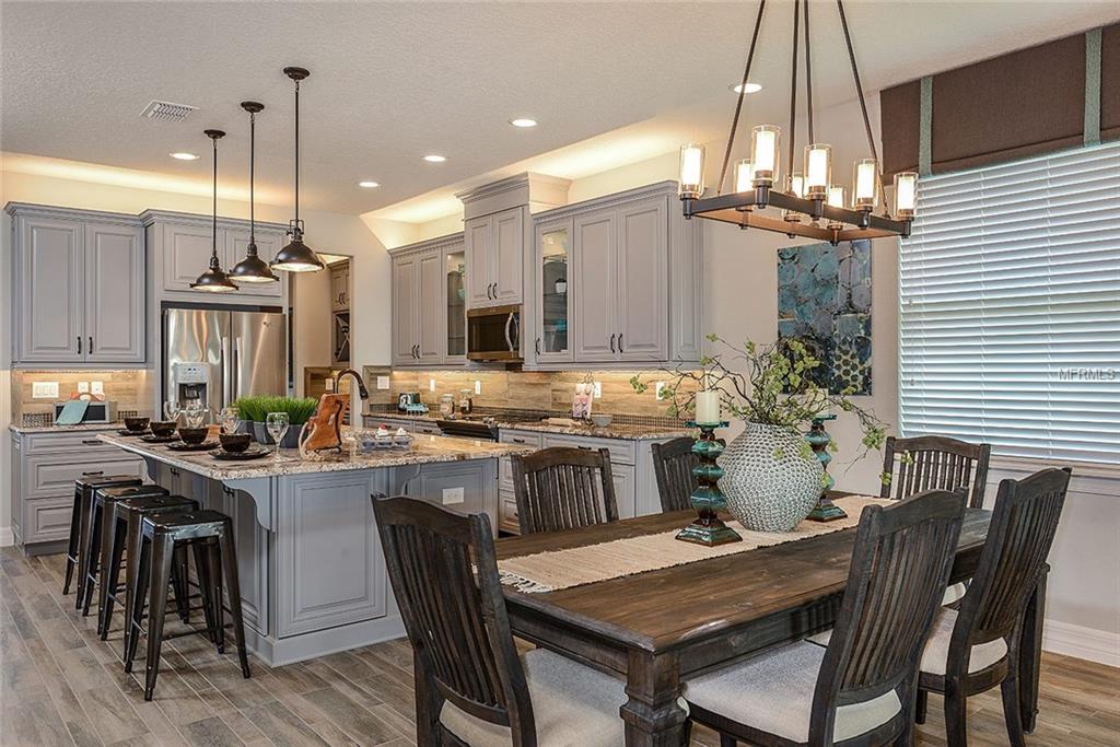 2790 AVIAN LOOP, KISSIMMEE, Florida 34741, 4 Bedrooms Bedrooms, 3 Rooms Rooms,2 BathroomsBathrooms,Residential,For sale,AVIAN,O5561370