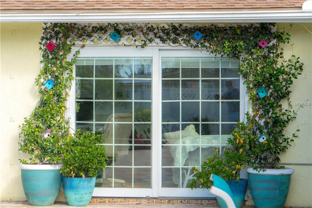 2338 LINWOOD DRIVE, SARASOTA, Florida 34232, 3 Bedrooms Bedrooms, 5 Rooms Rooms,2 BathroomsBathrooms,Residential,For sale,LINWOOD,A4209837