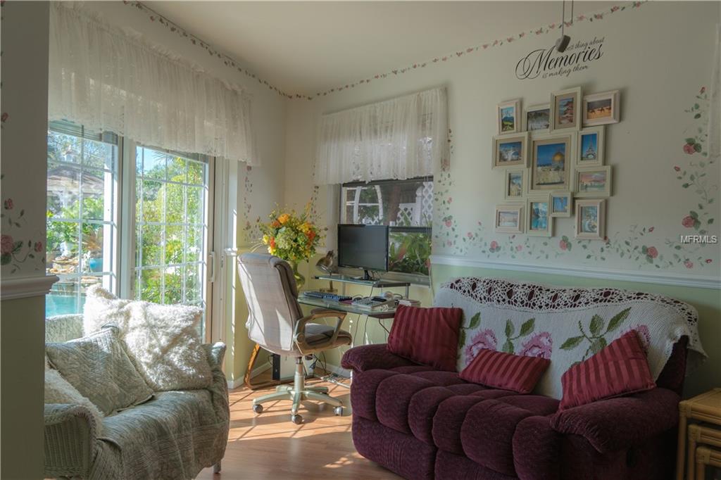 2338 LINWOOD DRIVE, SARASOTA, Florida 34232, 3 Bedrooms Bedrooms, 5 Rooms Rooms,2 BathroomsBathrooms,Residential,For sale,LINWOOD,A4209837