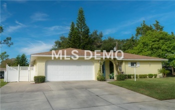 2338 LINWOOD DRIVE, SARASOTA, Florida 34232, 3 Bedrooms Bedrooms, 5 Rooms Rooms,2 BathroomsBathrooms,Residential,For sale,LINWOOD,A4209837