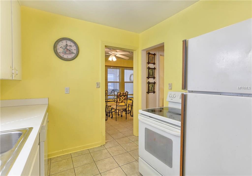 4921 1ST AVENUE N, ST PETERSBURG, Florida 33710, 2 Bedrooms Bedrooms, 3 Rooms Rooms,2 BathroomsBathrooms,Residential,For sale,1ST,U7837080