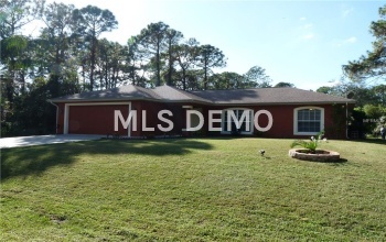 3043 BARRY ROAD, NORTH PORT, Florida 34286, 3 Bedrooms Bedrooms, 7 Rooms Rooms,2 BathroomsBathrooms,Residential,For sale,BARRY,C7245657