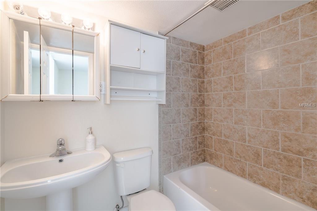 1301 S HOWARD AVENUE, TAMPA, Florida 33606, 1 Bedroom Bedrooms, 3 Rooms Rooms,1 BathroomBathrooms,Residential,For sale,HOWARD,T2920120