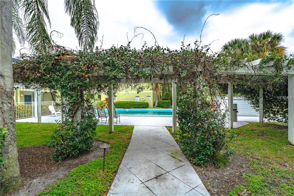 1301 S HOWARD AVENUE, TAMPA, Florida 33606, 1 Bedroom Bedrooms, 3 Rooms Rooms,1 BathroomBathrooms,Residential,For sale,HOWARD,T2920120