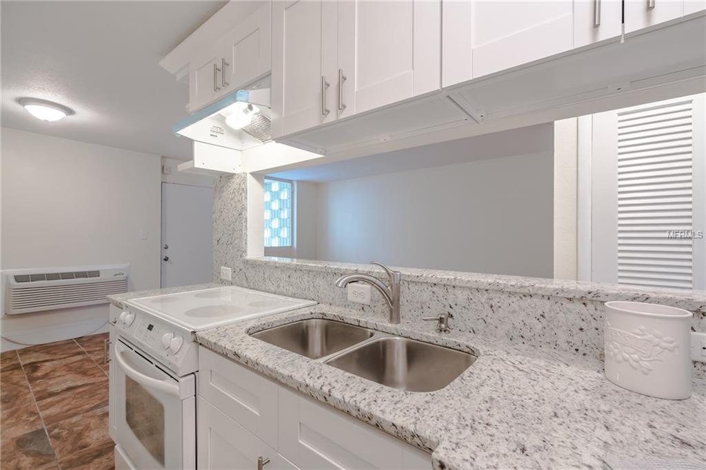 1301 S HOWARD AVENUE, TAMPA, Florida 33606, 1 Bedroom Bedrooms, 3 Rooms Rooms,1 BathroomBathrooms,Residential,For sale,HOWARD,T2920120