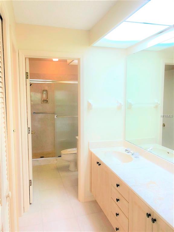 4425 OAKLEY GREENE, SARASOTA, Florida 34235, 2 Bedrooms Bedrooms, 5 Rooms Rooms,2 BathroomsBathrooms,Residential,For sale,OAKLEY GREENE,A4207674