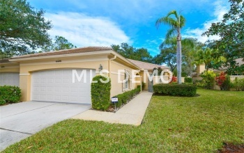 4425 OAKLEY GREENE, SARASOTA, Florida 34235, 2 Bedrooms Bedrooms, 5 Rooms Rooms,2 BathroomsBathrooms,Residential,For sale,OAKLEY GREENE,A4207674