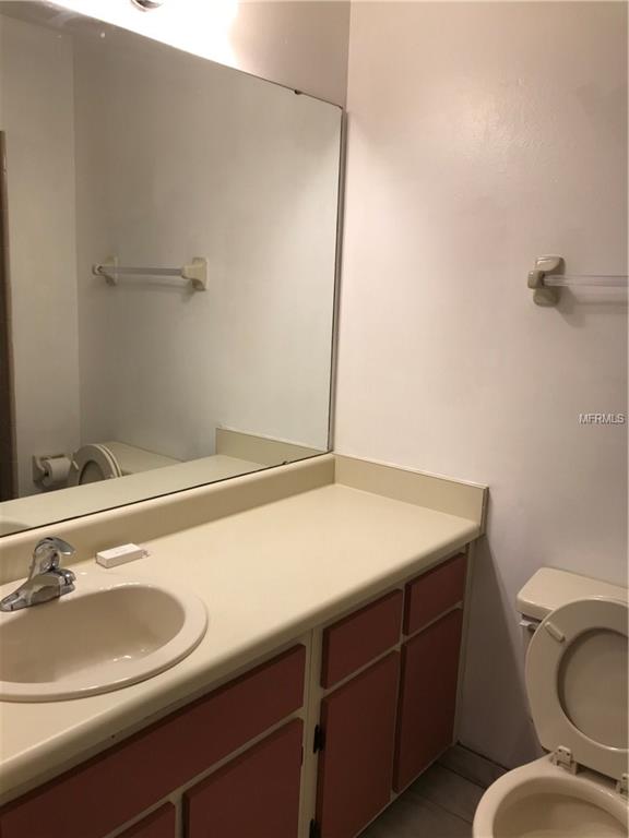 1360 LANDRY CIRCLE, LONGWOOD, Florida 32750, 2 Bedrooms Bedrooms, 5 Rooms Rooms,2 BathroomsBathrooms,Residential,For sale,LANDRY,O5559951