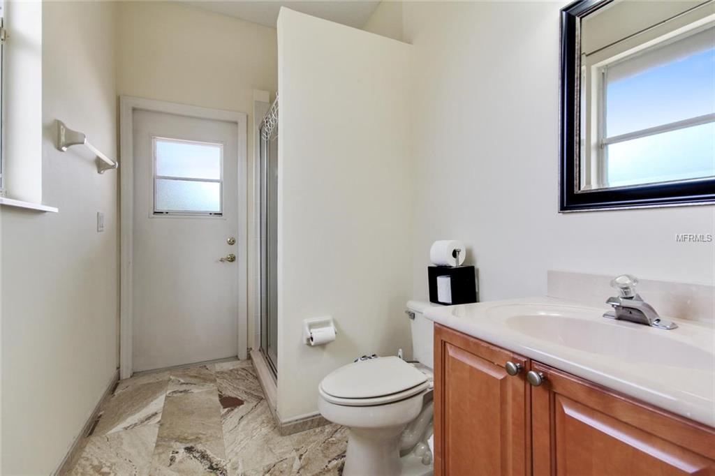 9079 HERITAGE BAY CIRCLE, ORLANDO, Florida 32836, 4 Bedrooms Bedrooms, 6 Rooms Rooms,3 BathroomsBathrooms,Residential,For sale,HERITAGE BAY,O5560786