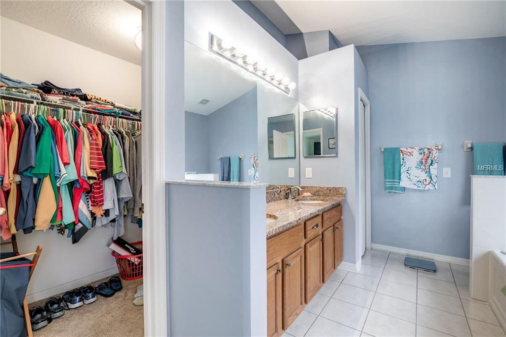 9207 MEADOWMONT COURT, TAMPA, Florida 33626, 3 Bedrooms Bedrooms, 7 Rooms Rooms,2 BathroomsBathrooms,Residential,For sale,MEADOWMONT,U7847264