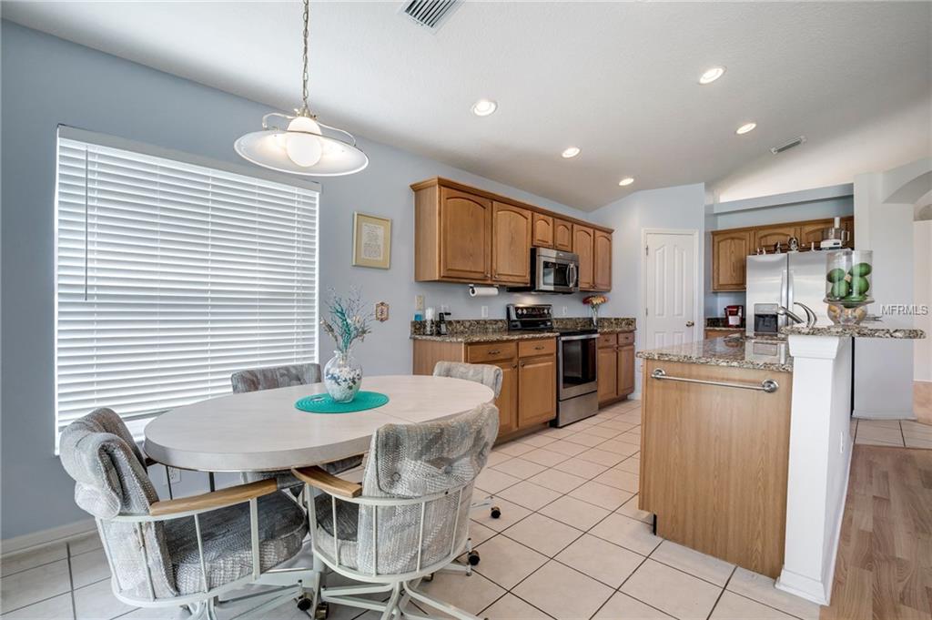 9207 MEADOWMONT COURT, TAMPA, Florida 33626, 3 Bedrooms Bedrooms, 7 Rooms Rooms,2 BathroomsBathrooms,Residential,For sale,MEADOWMONT,U7847264