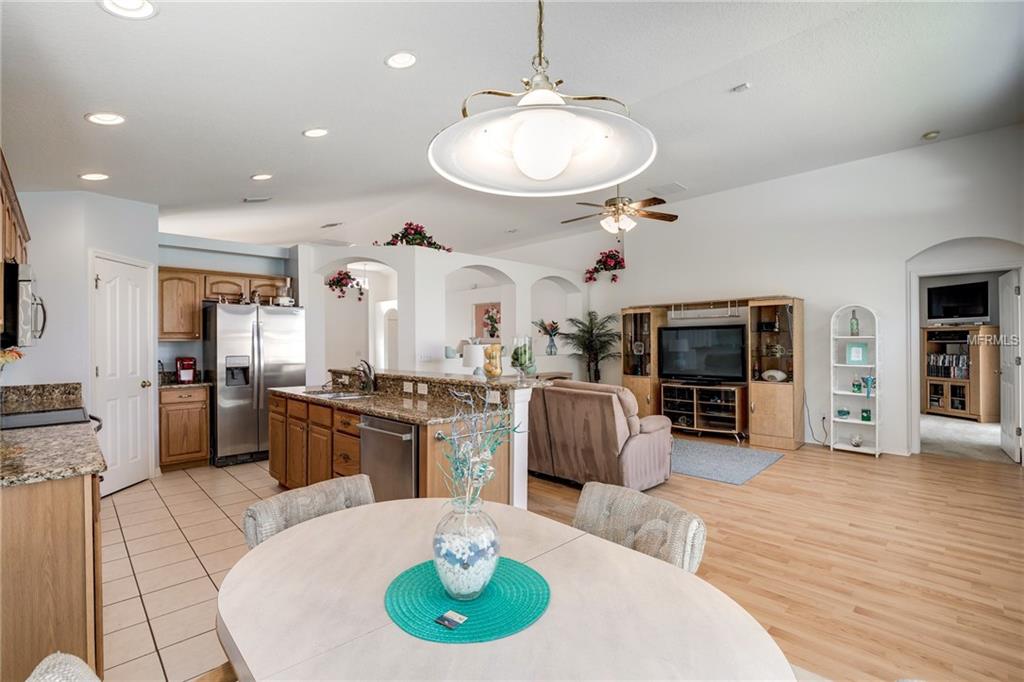 9207 MEADOWMONT COURT, TAMPA, Florida 33626, 3 Bedrooms Bedrooms, 7 Rooms Rooms,2 BathroomsBathrooms,Residential,For sale,MEADOWMONT,U7847264