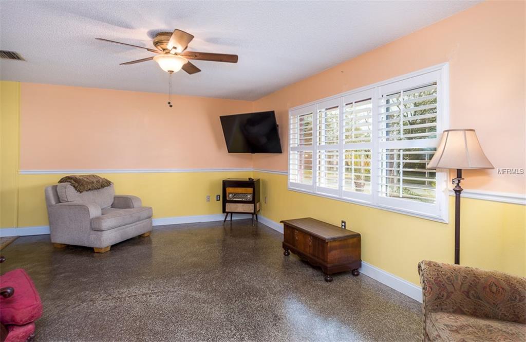 DUNEDIN, Florida 34698, 3 Bedrooms Bedrooms, 8 Rooms Rooms,2 BathroomsBathrooms,Residential,For sale,U7847592