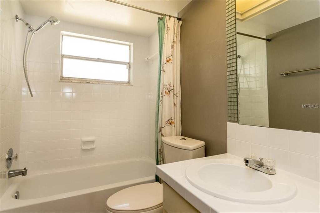 DUNEDIN, Florida 34698, 3 Bedrooms Bedrooms, 8 Rooms Rooms,2 BathroomsBathrooms,Residential,For sale,U7847592