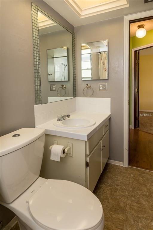 DUNEDIN, Florida 34698, 3 Bedrooms Bedrooms, 8 Rooms Rooms,2 BathroomsBathrooms,Residential,For sale,U7847592