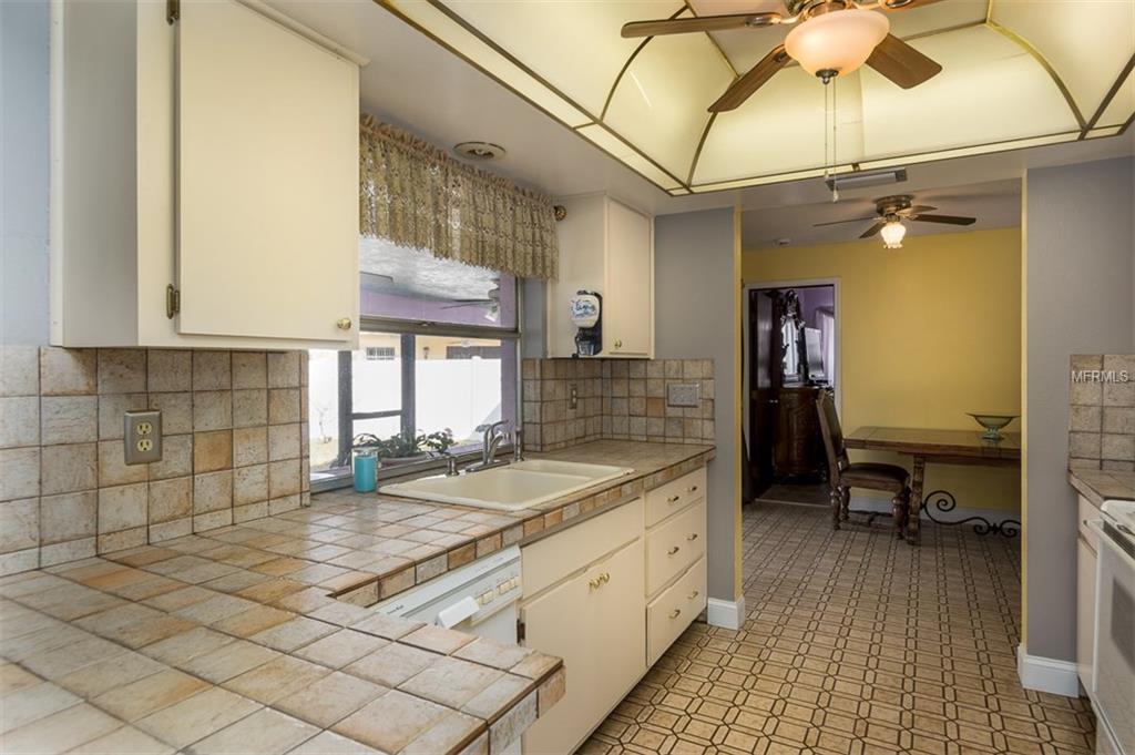 DUNEDIN, Florida 34698, 3 Bedrooms Bedrooms, 8 Rooms Rooms,2 BathroomsBathrooms,Residential,For sale,U7847592