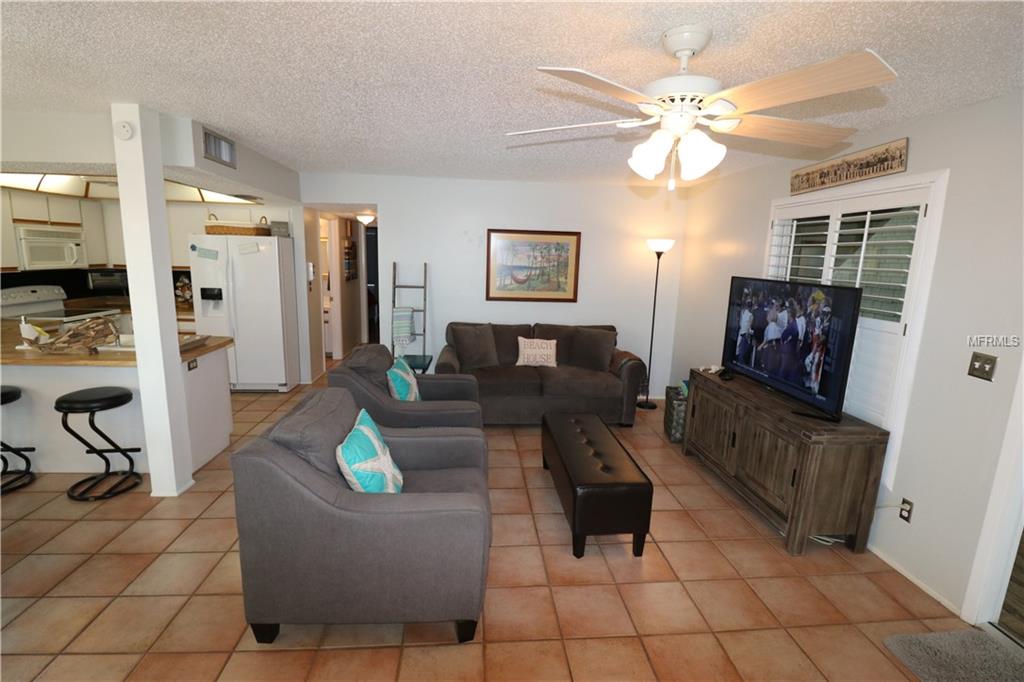 18720 GULF BOULEVARD, INDIAN SHORES, Florida 33785, 2 Bedrooms Bedrooms, 4 Rooms Rooms,2 BathroomsBathrooms,Residential,For sale,GULF,U7832131