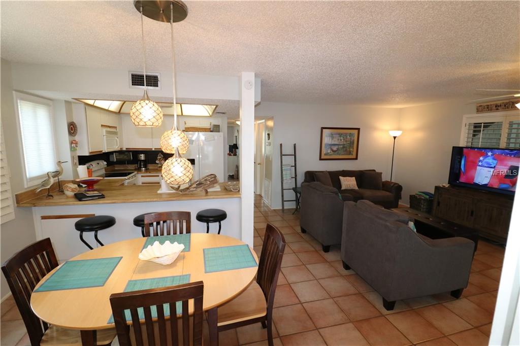 18720 GULF BOULEVARD, INDIAN SHORES, Florida 33785, 2 Bedrooms Bedrooms, 4 Rooms Rooms,2 BathroomsBathrooms,Residential,For sale,GULF,U7832131