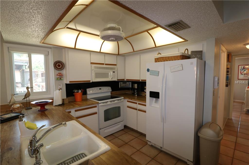 18720 GULF BOULEVARD, INDIAN SHORES, Florida 33785, 2 Bedrooms Bedrooms, 4 Rooms Rooms,2 BathroomsBathrooms,Residential,For sale,GULF,U7832131