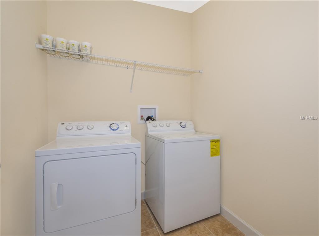 1368 PALMETTO DUNES STREET, DAVENPORT, Florida 33897, 4 Bedrooms Bedrooms, 9 Rooms Rooms,3 BathroomsBathrooms,Residential,For sale,PALMETTO DUNES,O5544519