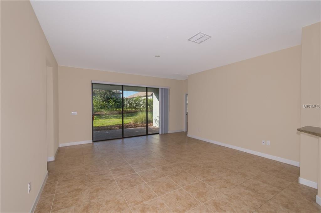 1368 PALMETTO DUNES STREET, DAVENPORT, Florida 33897, 4 Bedrooms Bedrooms, 9 Rooms Rooms,3 BathroomsBathrooms,Residential,For sale,PALMETTO DUNES,O5544519