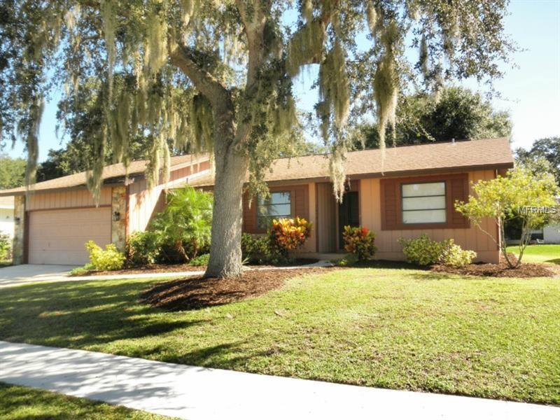 2475 WOOD OAK DRIVE, SARASOTA, Florida 34232, 3 Bedrooms Bedrooms, 5 Rooms Rooms,2 BathroomsBathrooms,Residential,For sale,WOOD OAK,A4205931