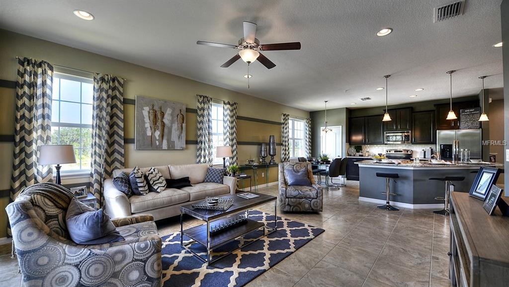 8372 ENCLAVE WAY, SARASOTA, Florida 34243, 3 Bedrooms Bedrooms, 7 Rooms Rooms,2 BathroomsBathrooms,Residential,For sale,ENCLAVE,T2925979