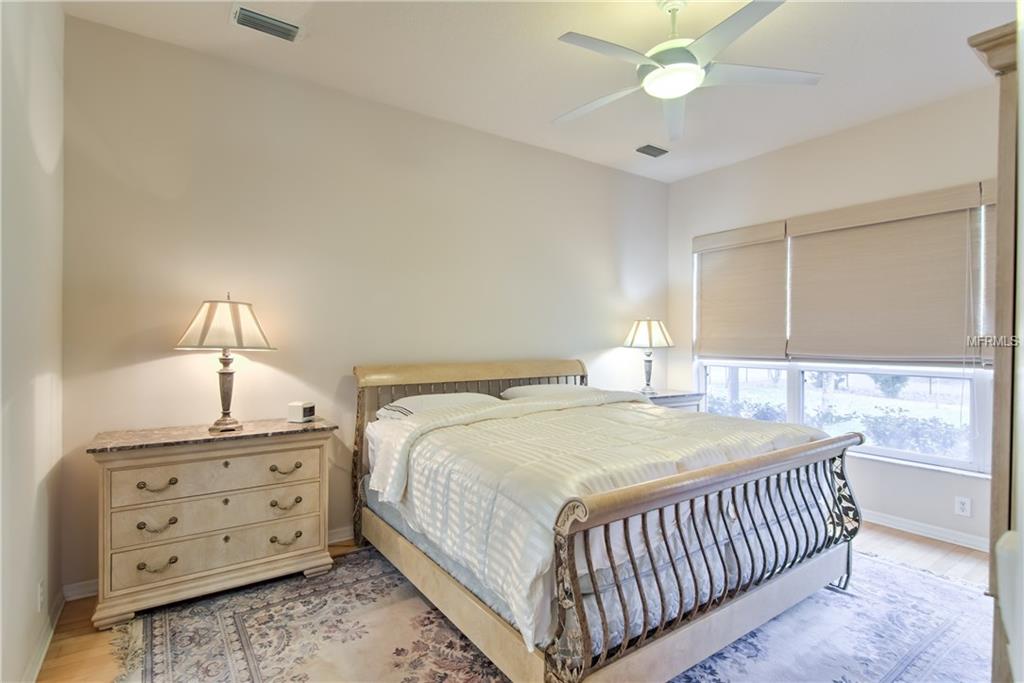 6106 KINGBIRD MANOR DR, LITHIA, Florida 33547, 3 Bedrooms Bedrooms, 7 Rooms Rooms,3 BathroomsBathrooms,Residential,For sale,KINGBIRD MANOR DR,T2926974