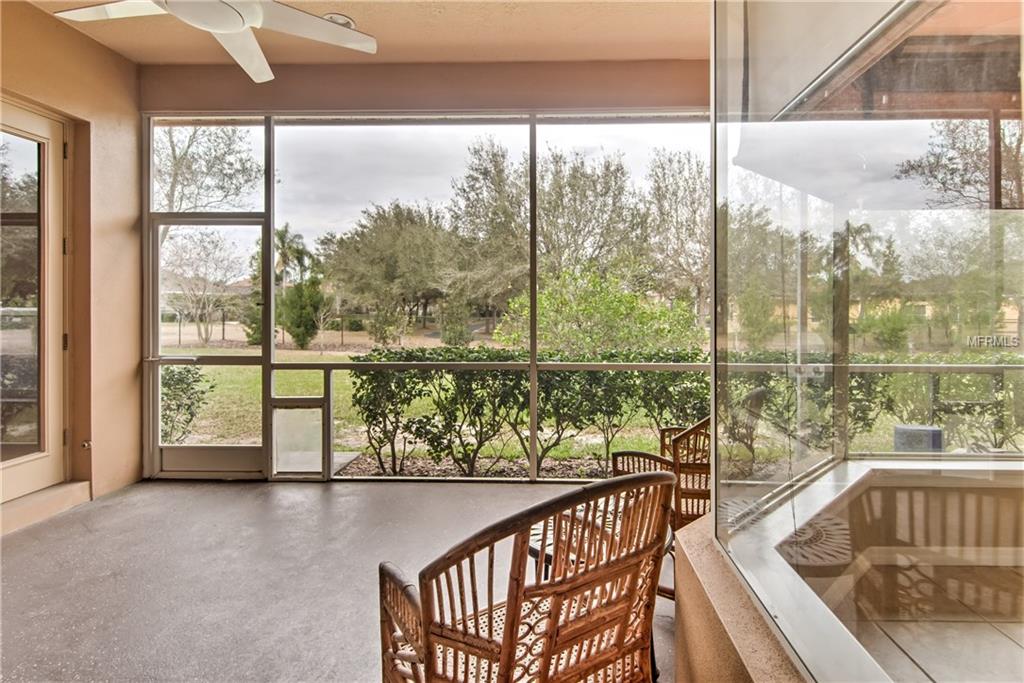 6106 KINGBIRD MANOR DR, LITHIA, Florida 33547, 3 Bedrooms Bedrooms, 7 Rooms Rooms,3 BathroomsBathrooms,Residential,For sale,KINGBIRD MANOR DR,T2926974