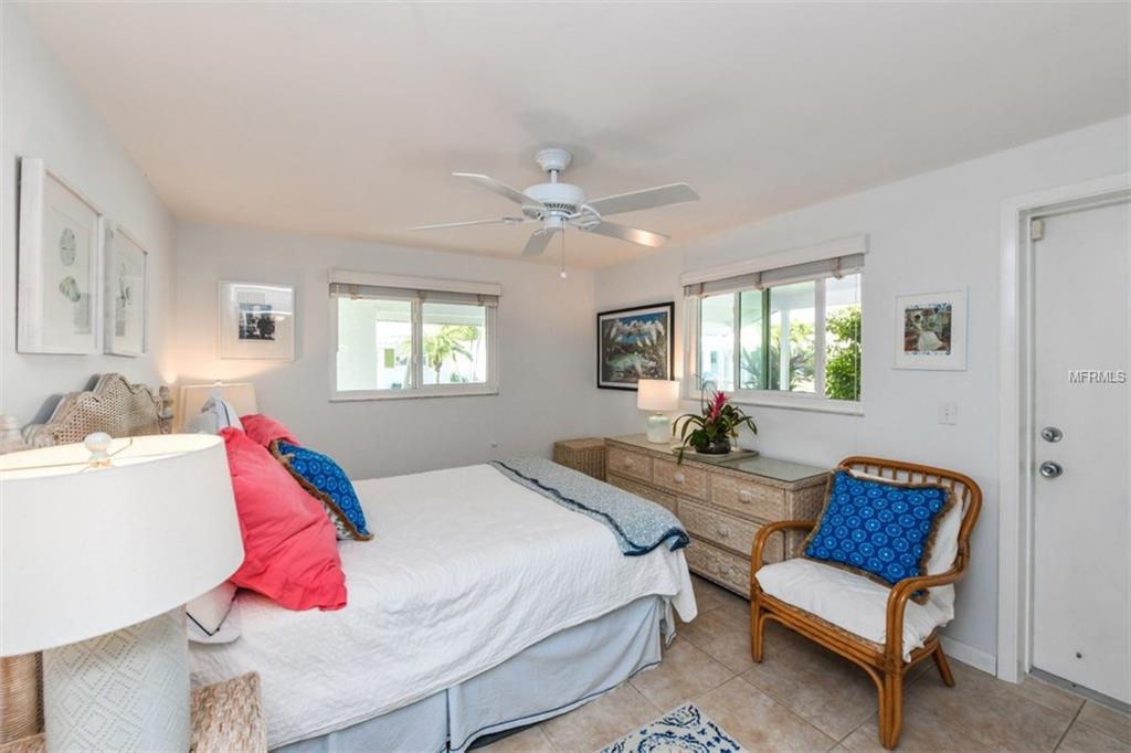 714 SPANISH DRIVE S, LONGBOAT KEY, Florida 34228, 2 Bedrooms Bedrooms, 7 Rooms Rooms,2 BathroomsBathrooms,Residential,For sale,SPANISH,A4210015