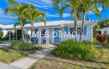 714 SPANISH DRIVE S, LONGBOAT KEY, Florida 34228, 2 Bedrooms Bedrooms, 7 Rooms Rooms,2 BathroomsBathrooms,Residential,For sale,SPANISH,A4210015