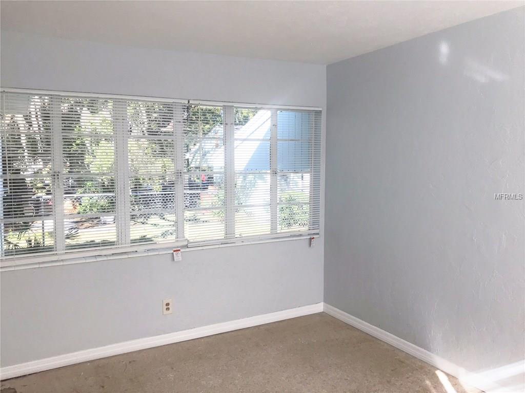 2340 HIGHLAND STREET S, ST PETERSBURG, Florida 33705, 2 Bedrooms Bedrooms, 3 Rooms Rooms,1 BathroomBathrooms,Residential,For sale,HIGHLAND,T2896483